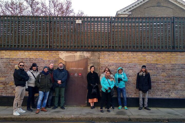 Queen Highlights Walking Tour of London - Photo 1 of 15